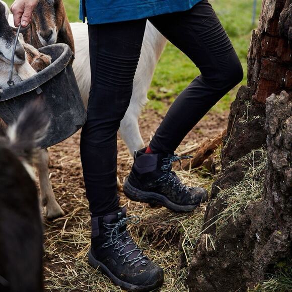 Duluth Flexpedition Pull On Skinny Pants Black Hiking Travel Gorpcore Womens 10 - Picture 1 of 9